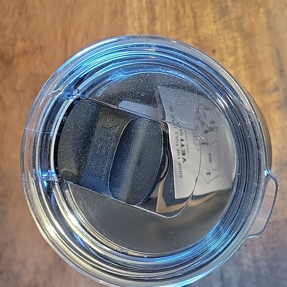 Yeti Rambler 20 oz Tumbler With Magslider Lid - Picture 2 of 5